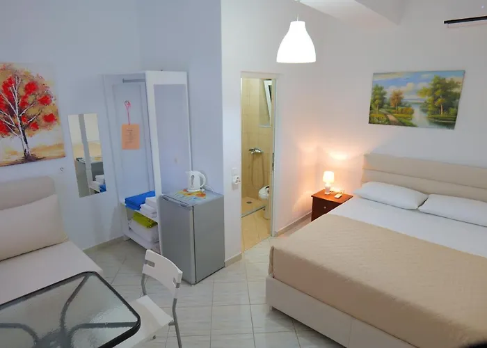 Sunset Hébergement de vacances Qeparo